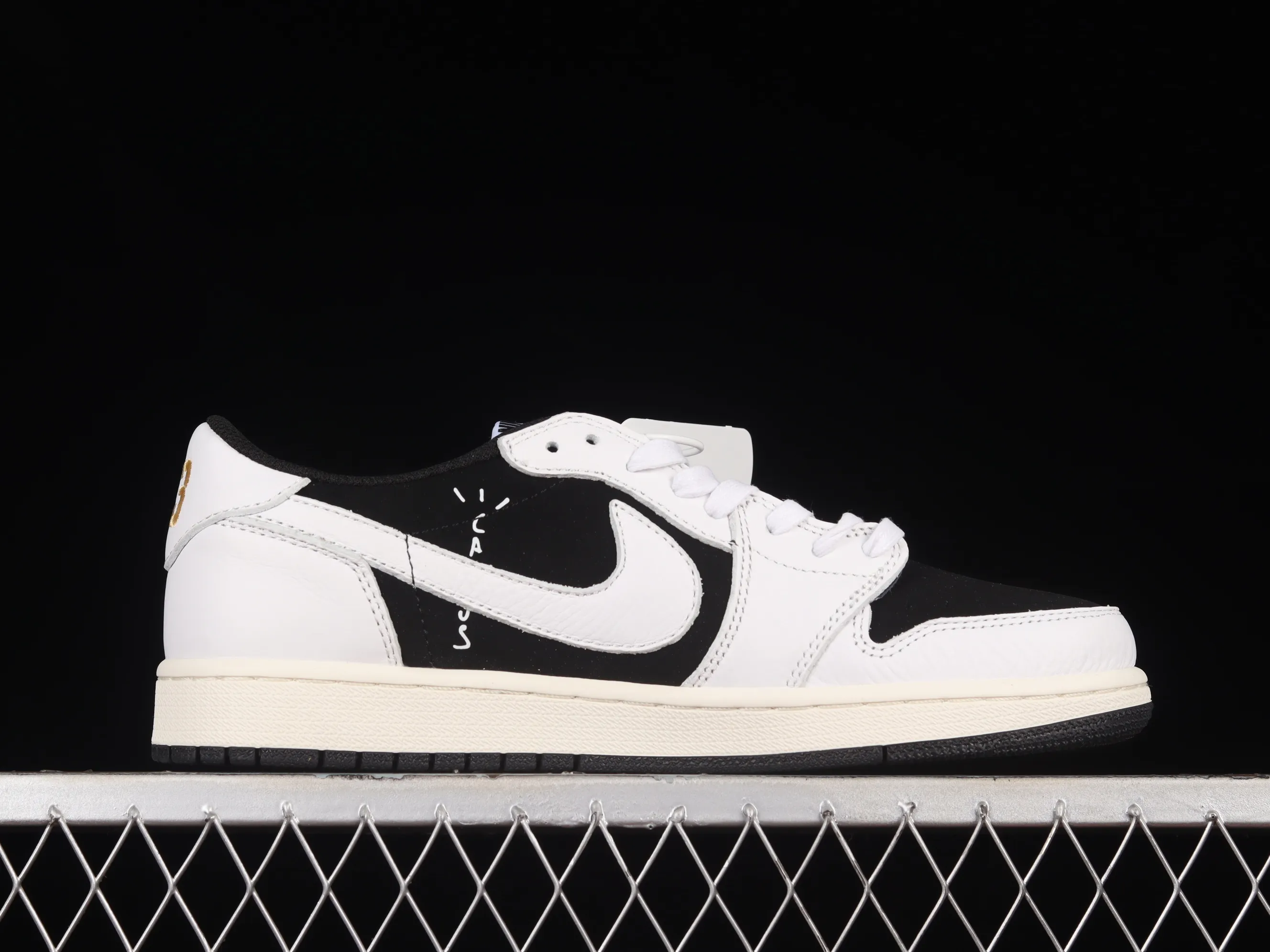 All Categories Air Jordan Jordan Series Basketball Shoes Air Jordan 1 Low Travis Scott x Air Jordan 1 Low OG AJ1 Joe 1 Overhook Low Basketball Shoes DM7866-180